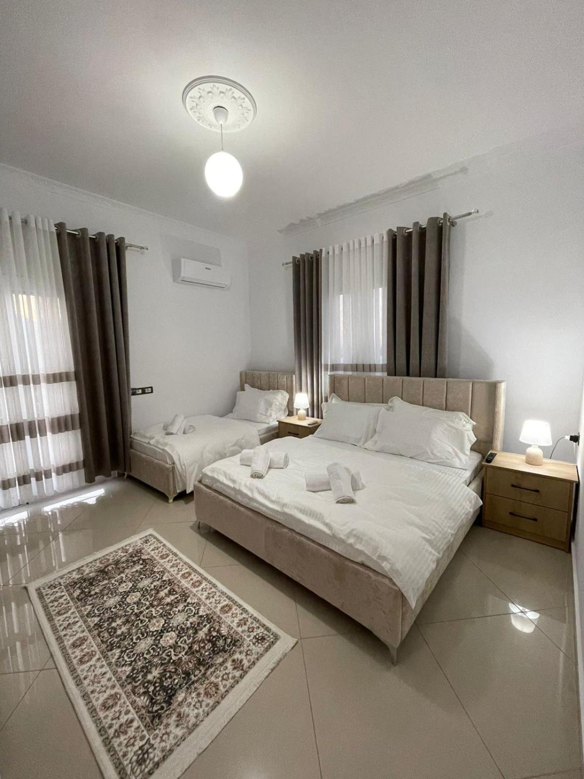 Harmony Villa Berat Esterno foto