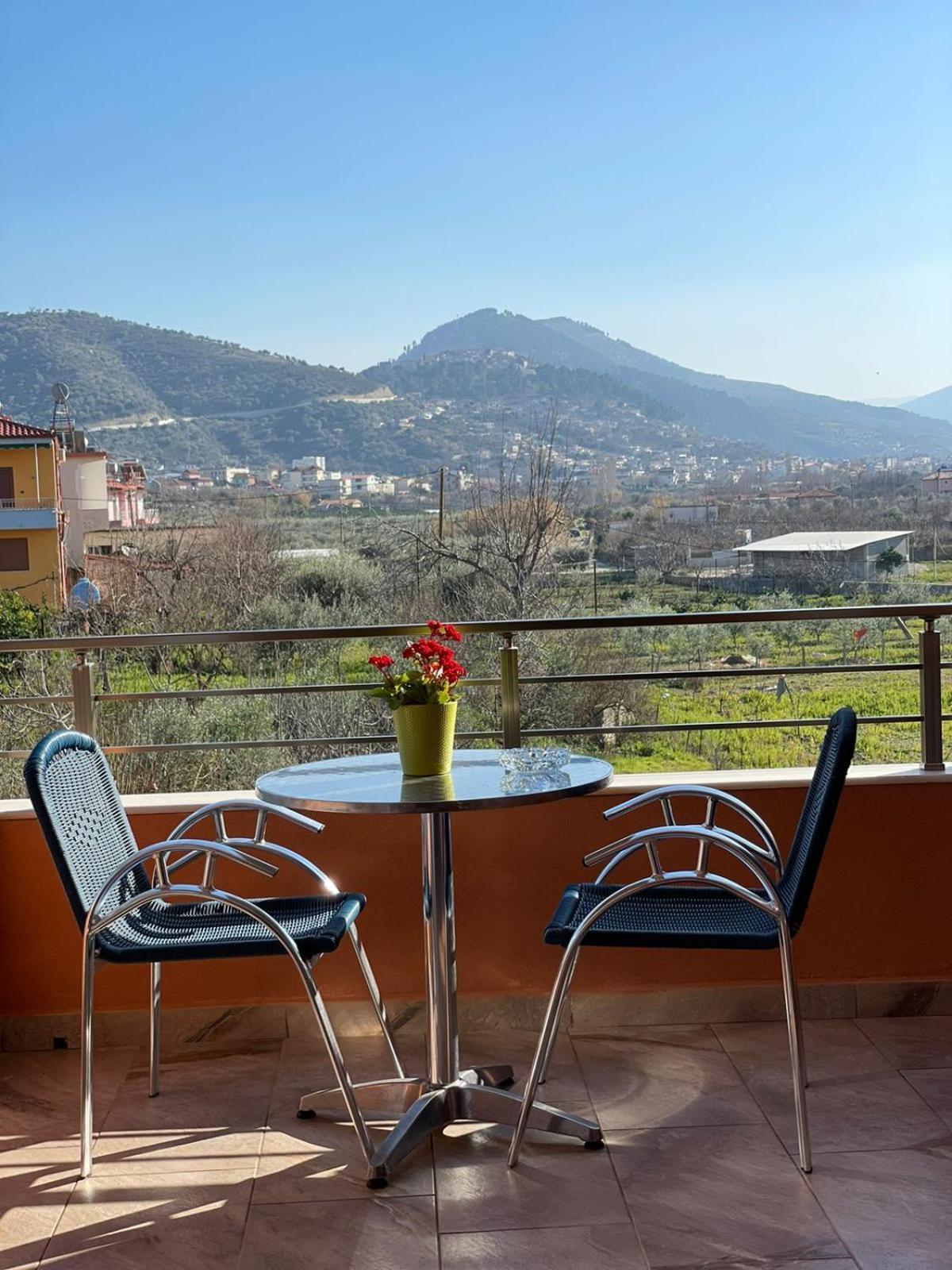 Harmony Villa Berat Esterno foto