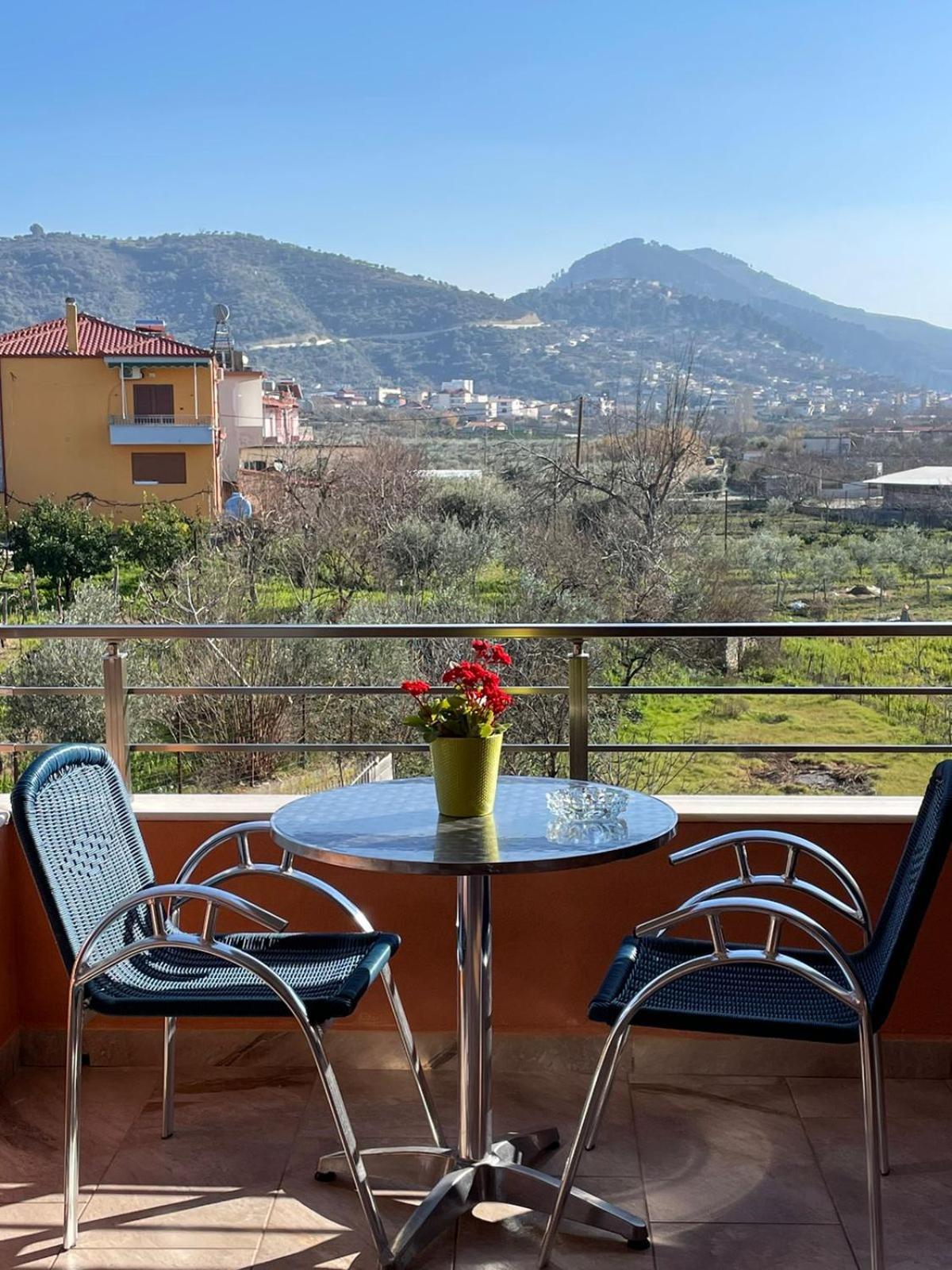 Harmony Villa Berat Esterno foto